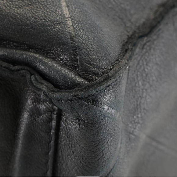 Vintage Chanel diamond pattern shoppers tote - Picture 10 of 13